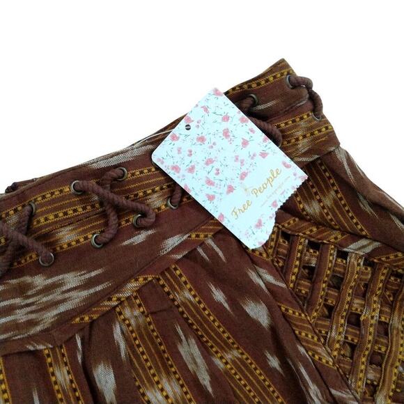 Free People New Romantics Patola Ikat Lattice Shorts Size 2 NWT Boho Summer - Picture 5 of 9